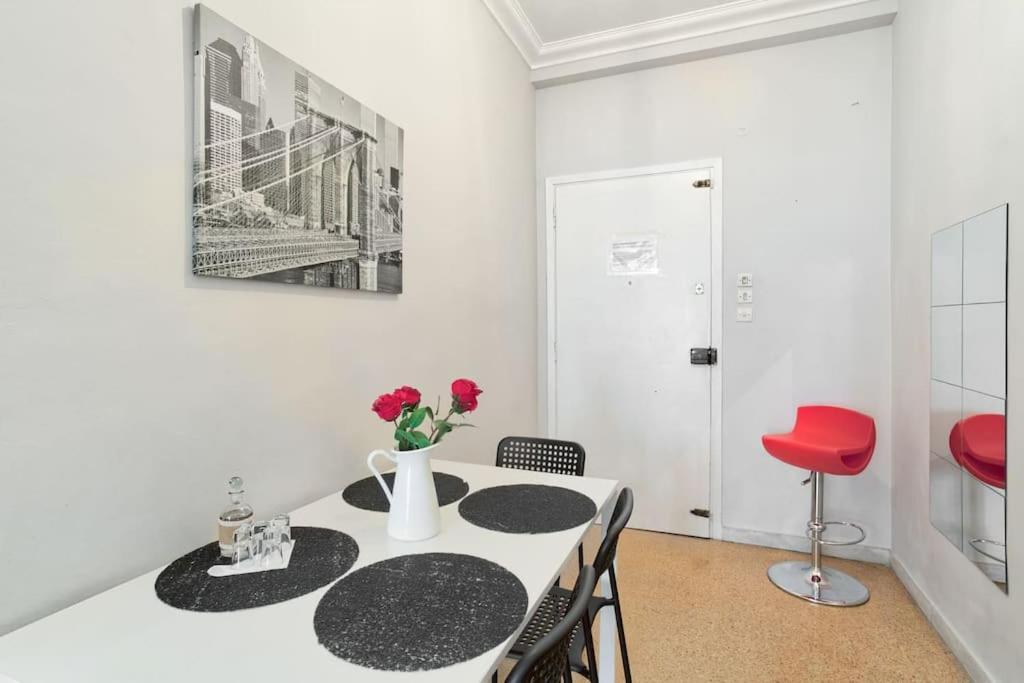 2Bdr Olympianzeus Apt With Netflix أثينا المظهر الخارجي الصورة