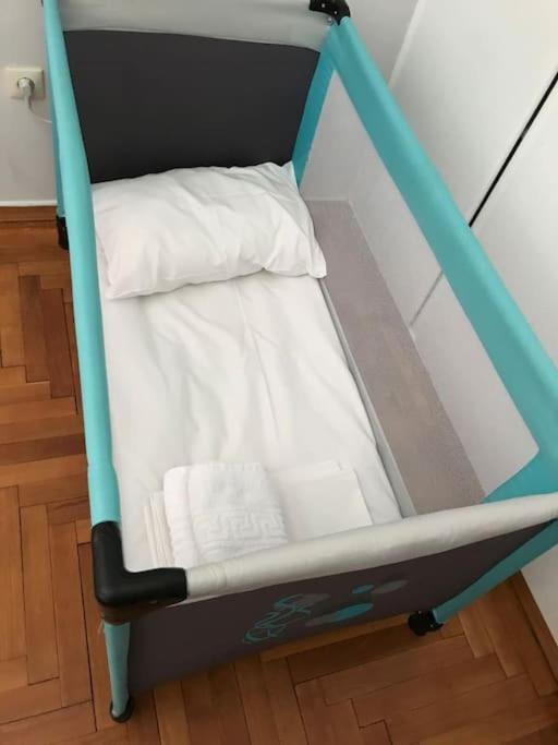 2Bdr Olympianzeus Apt With Netflix أثينا المظهر الخارجي الصورة